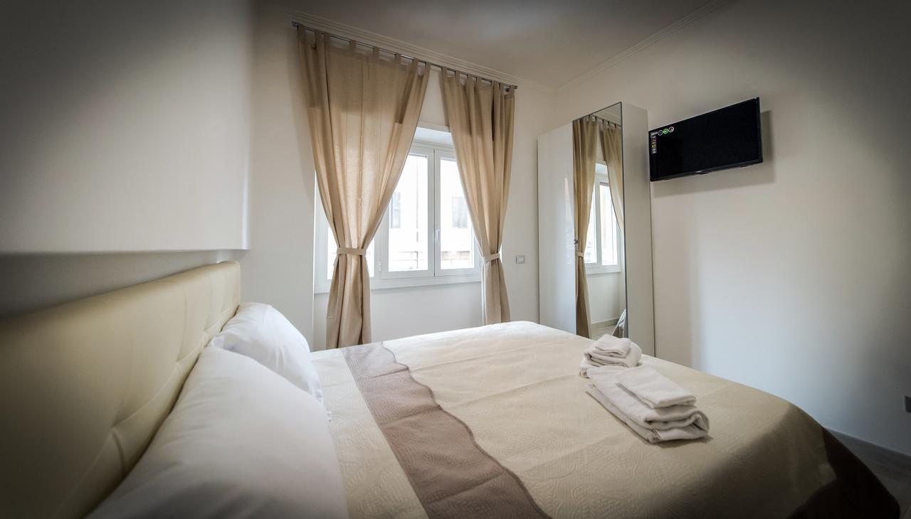 Mr. Charlie Brown Hotel Rome Bagian luar foto