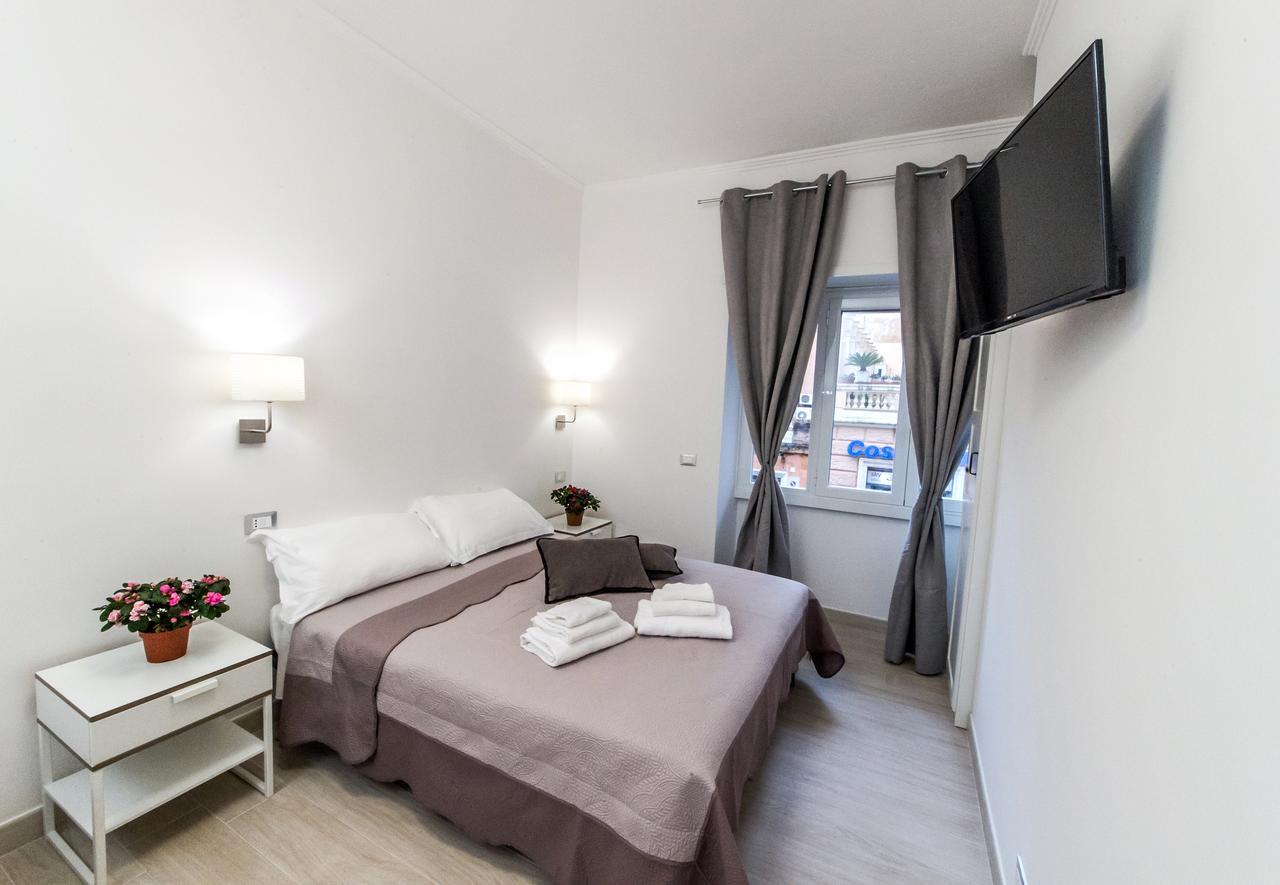 Mr. Charlie Brown Hotel Rome Bagian luar foto