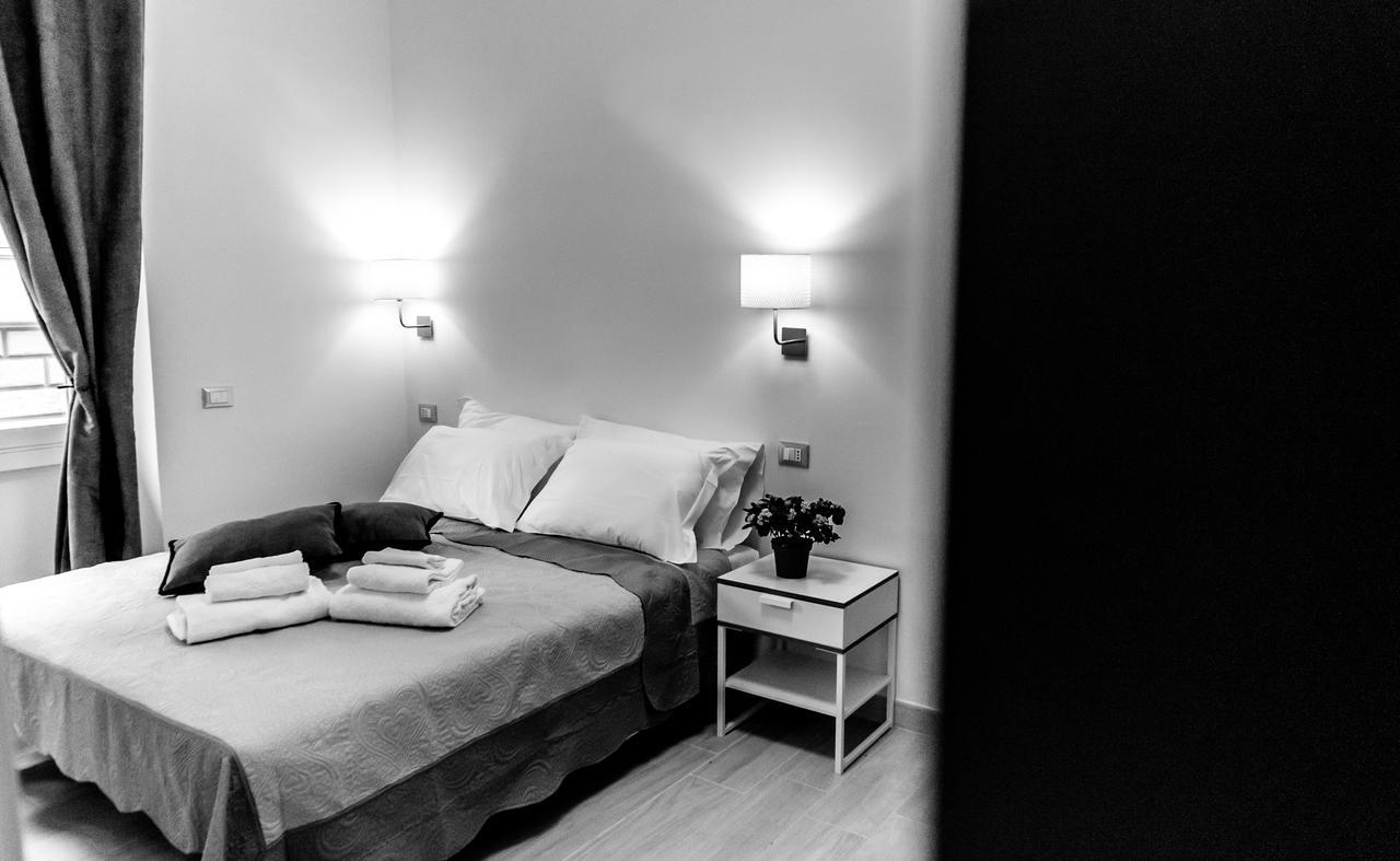 Mr. Charlie Brown Hotel Rome Bagian luar foto