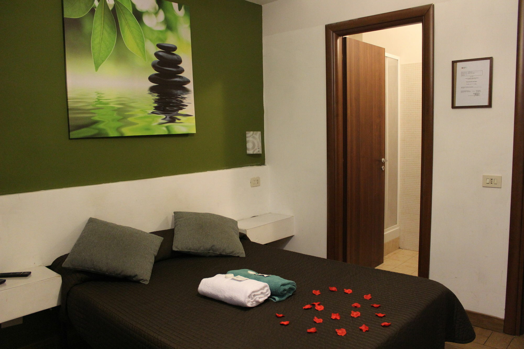 Mr. Charlie Brown Hotel Rome Bagian luar foto