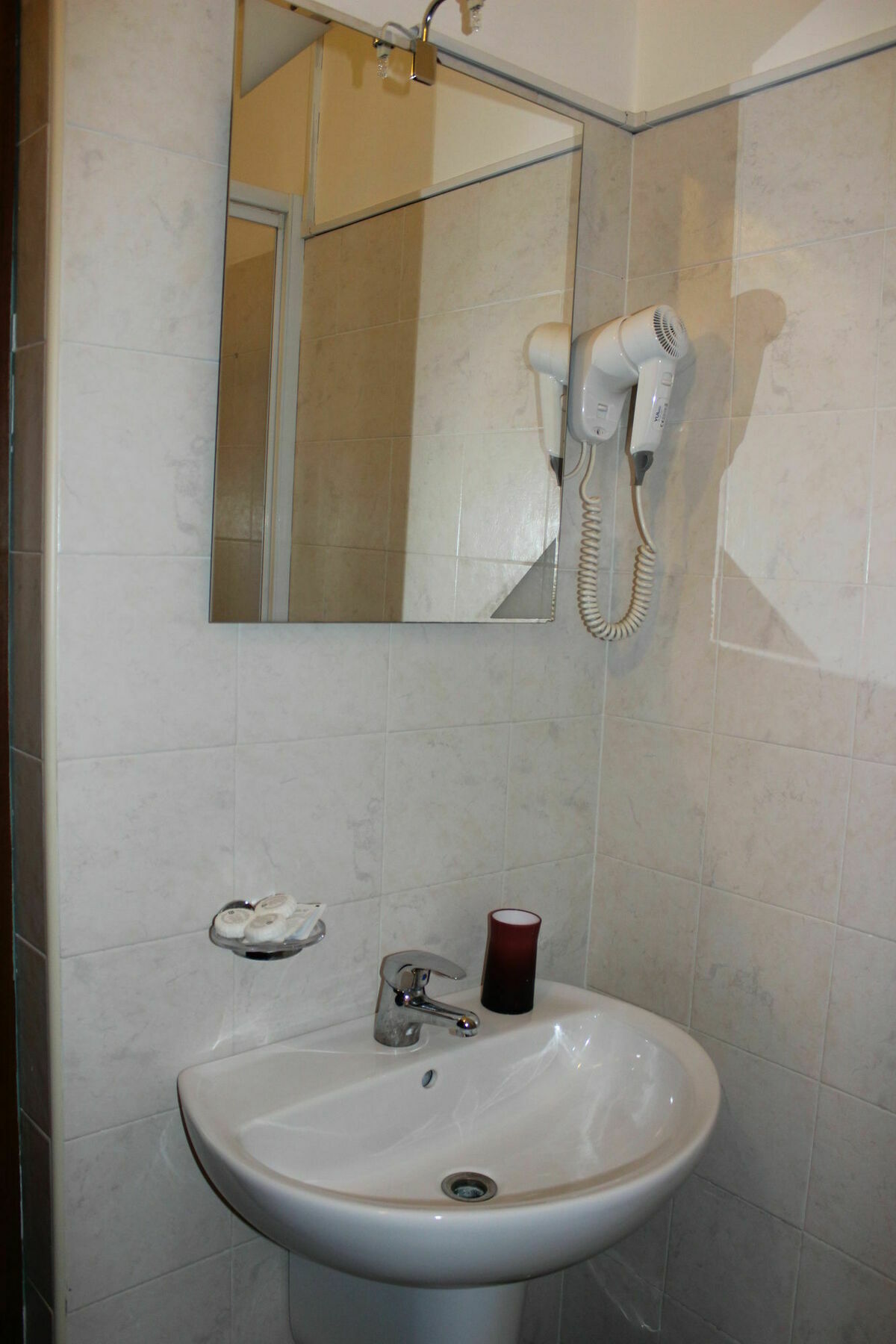 Mr. Charlie Brown Hotel Rome Bagian luar foto