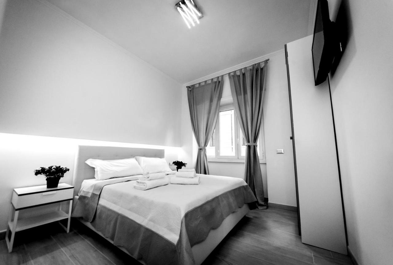 Mr. Charlie Brown Hotel Rome Bagian luar foto
