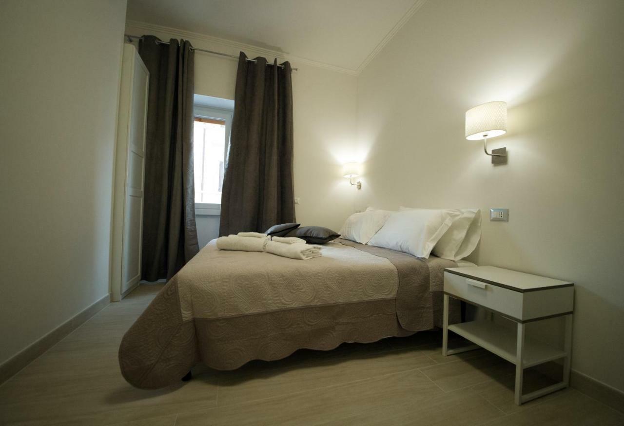 Mr. Charlie Brown Hotel Rome Bagian luar foto